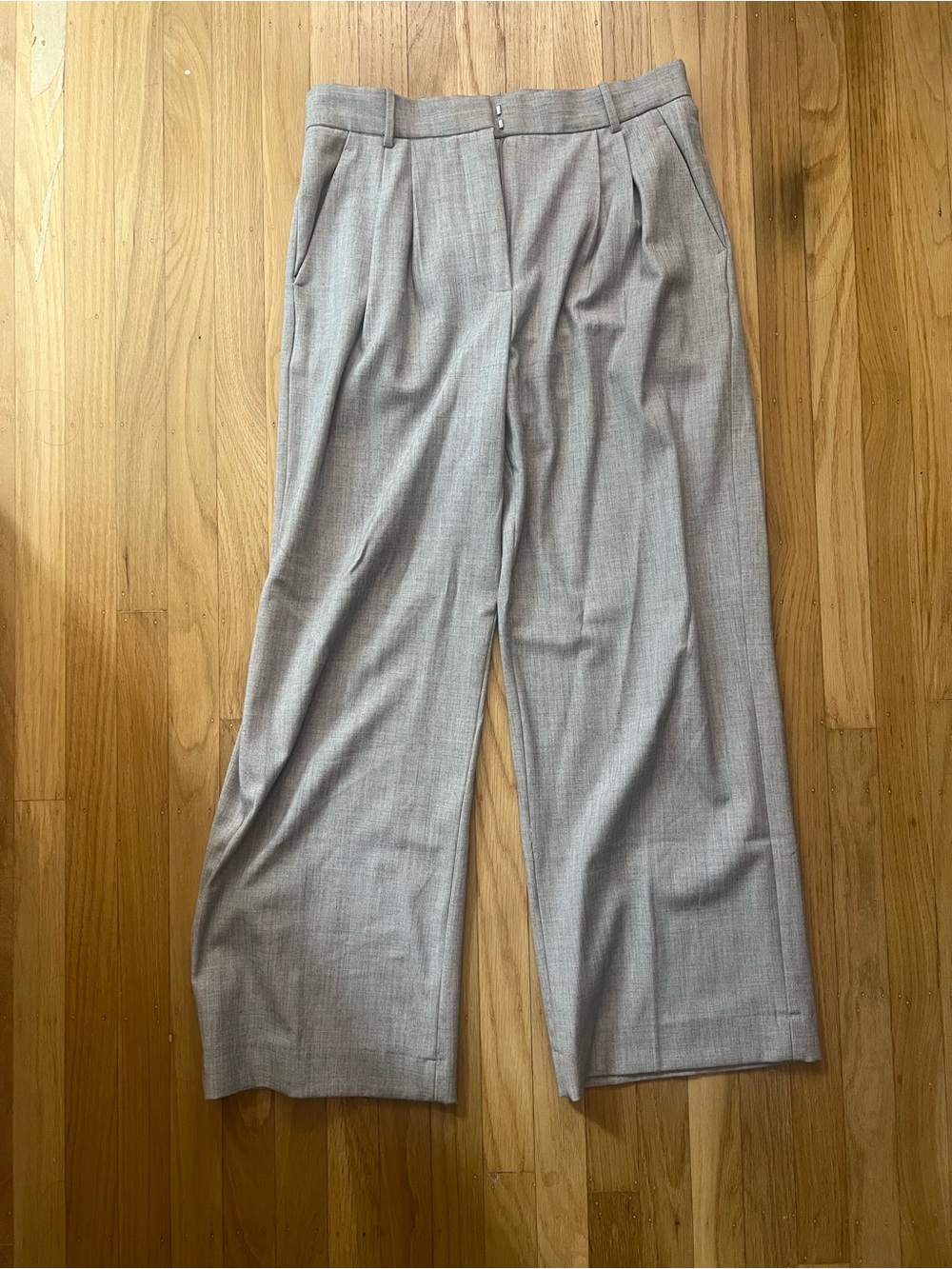 Classic Pleated Men’s Dress Pants - Light Gray